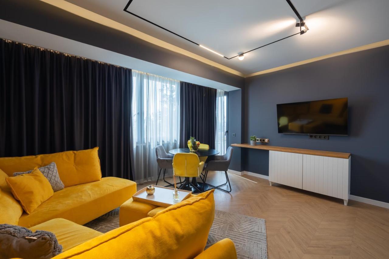 Topaz Beachfront Apartment Varna Exteriör bild